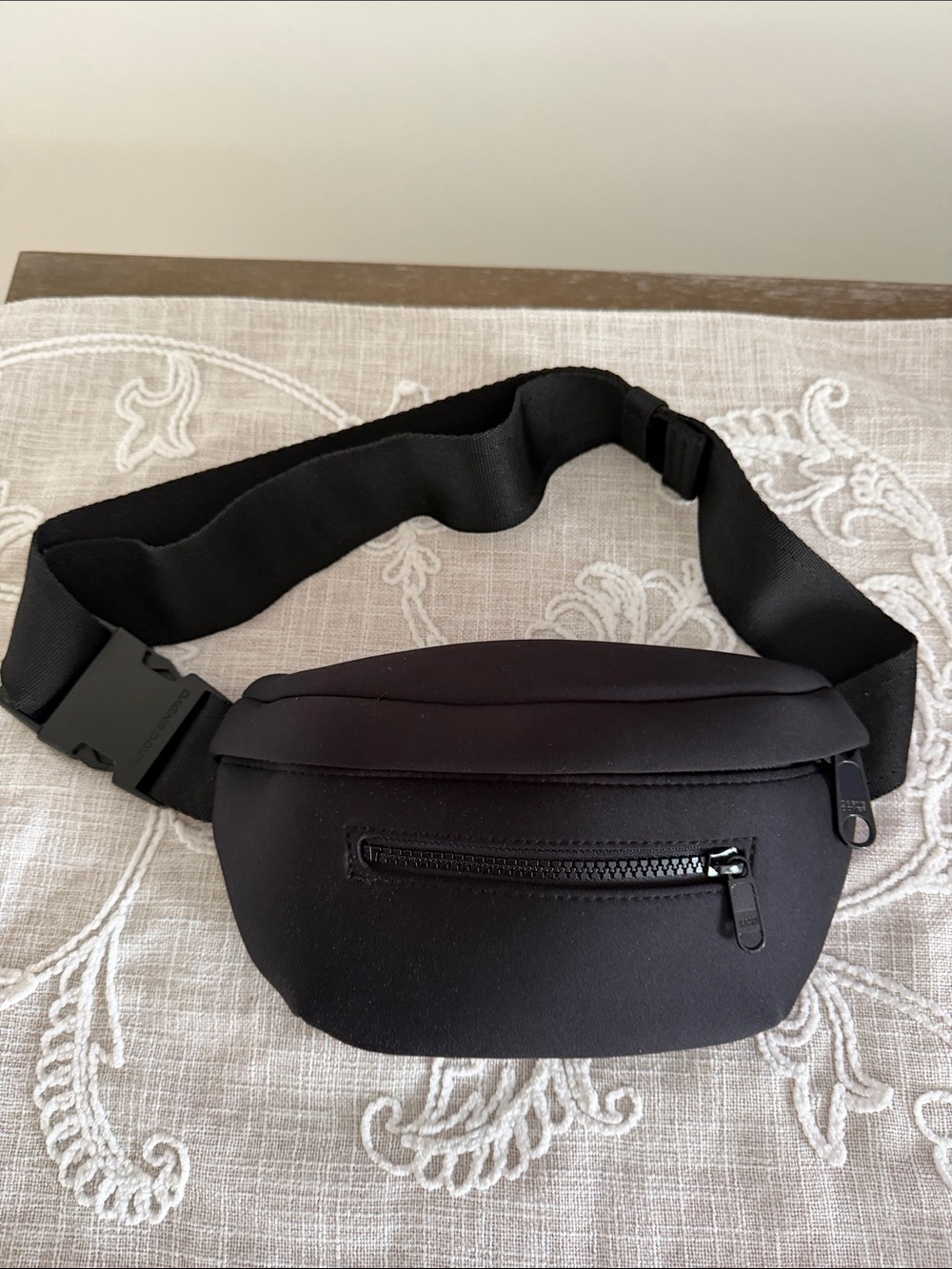 Dagne Dover Ace Fanny Pack Black Neoprene Belt Bag/Crossbody Unisex